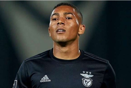 Tottenham đạt thỏa thuận với Benfica, Mourinho có tân binh thứ 6 Carlos Vinicius trên đường gia nhập Tottenham.