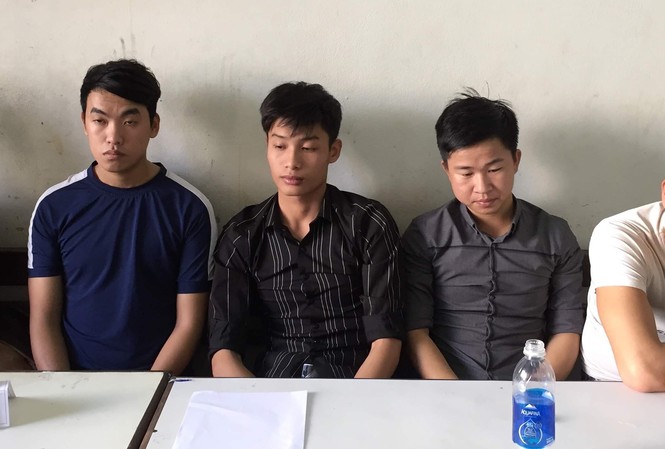 Bạn gái bị trêu ghẹo, nhóm thanh niên dàn trận đánh người Nhóm thanh niên vùa bị công an bắt giữ