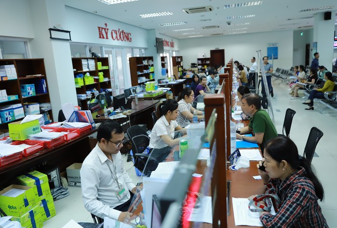 Sở Công thương Đà Nẵng 'phản pháo' việc 100% dân không hài lòng thái độ phục vụ Người dân đến giao dịch tại bộ phận một cửa, Trung tâm hành chính TP Đà Nẵng.