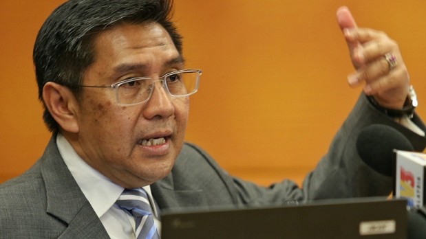Trực thăng chở nhiều quan chức Malaysia mất tích Giám đốc Cục Hàng không Dân dụng, ông Azharuddin Abdul Rahman cho biết công tác tìm kiếm đang được triển khai