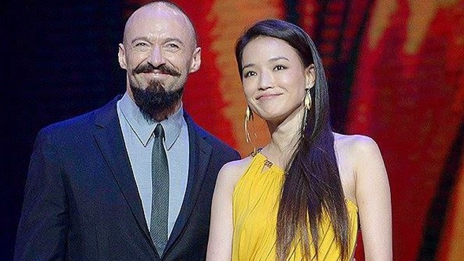 Thư Kỳ tình tứ bên “Người Sói“ Thư Kỳ tình tứ bên “Người Sói“