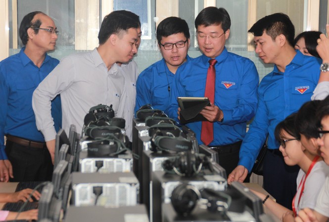 Thi tìm hiểu về Đảng Cộng sản Việt Nam với nhiều cải tiến mới mẻ Thi tìm hiểu về Đảng Cộng sản Việt Nam với nhiều cải tiến mới mẻ