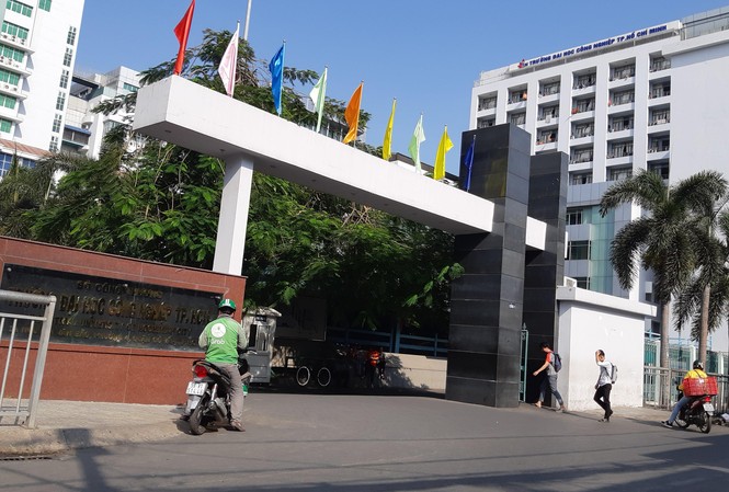 Trường học ra cảnh cáo với 2.200 sinh viên tự ý bỏ học Trường Đại học Công nghiệp TPHCM