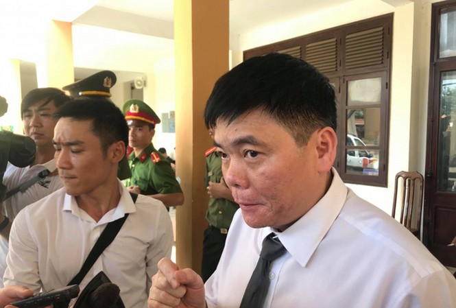 Bộ Công an thông tin về việc khởi tố vợ chồng luật sư Trần Vũ Hải Ông Trần Vũ Hải.