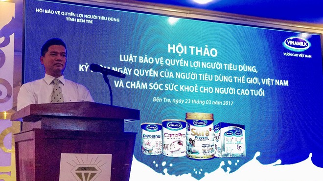 Vinamilk chăm sóc sức khỏe cho hơn 1.000 người cao tuổi Vinamilk chăm sóc sức khỏe cho hơn 1.000 người cao tuổi