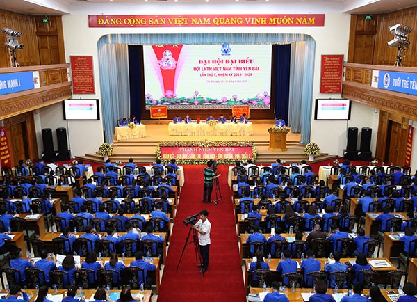 Anh Đỗ Minh Huấn giữ chức Chủ tịch Hội LHTN Việt Nam tỉnh Yên Bái Toàn cảnh phiên thứ nhất Đại hội Hội LHTN Việt Nam tỉnh Yên Bái lần thứ V, nhiệm kỳ 2019 - 2024.