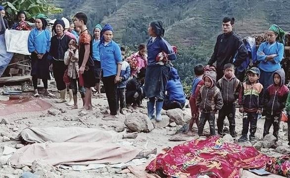Hà Giang: Sập tường lúc dỡ nhà, 7 người thương vong Hiện trường vụ tai nạn thương tâm.