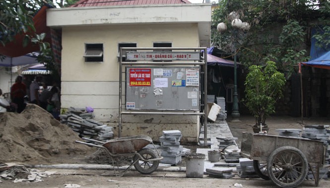 “Bỏ hoang” biển quảng cáo miễn phí, vì sao? Bảng quảng cáo miễn phí ở phố Trần Hưng