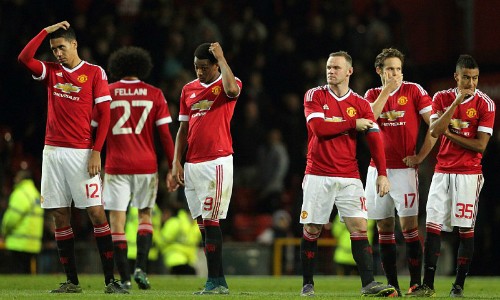M.U gục ngã sau loạt 'đấu súng' ở Cup Liên đoàn Cầu thủ Man Utd thất vọng khi bị loại sớm ở Cup Liên đoàn. Ảnh: AFP.