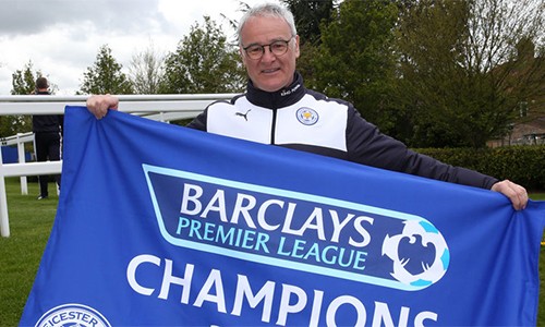 Mẹ HLV Ranieri bật khóc khi hay tin Leicester vô địch Ranieri tạo nên những cảm xúc lớn lao cho người thân và người hâm mộ khi đưa Leicester đến ngôi vô địch Ngoại hạng Anh mùa này. Ảnh: LCFC.