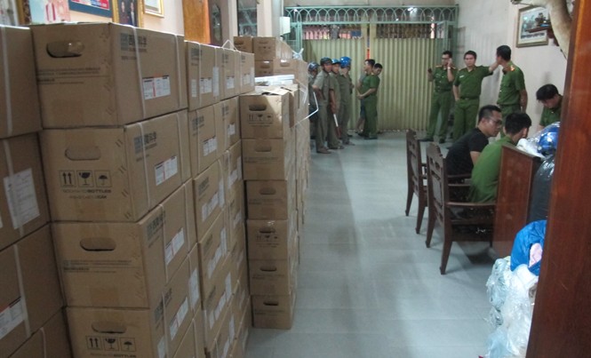 Đánh sập đường dây sản xuất thuốc lắc 200 tỉ đồng Thuốc lắc thành phẩm bị công an thu giữ.