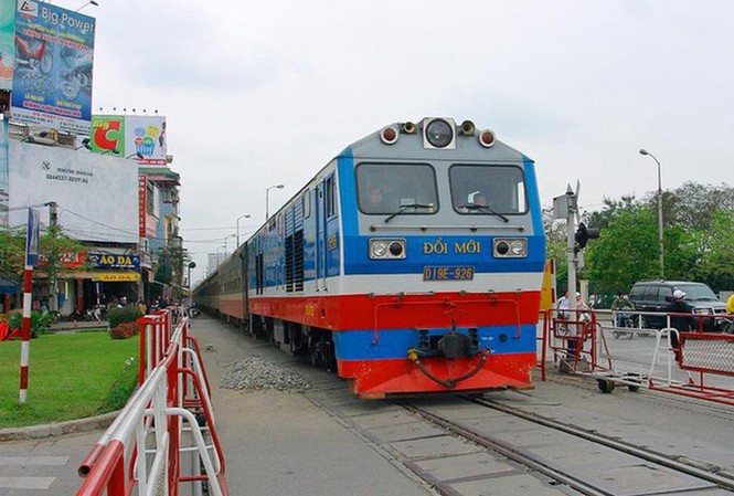 Chi 100.000 tỷ làm đường sắt Lào Cai - Hải Phòng: Việt Nam mang nợ, lợi nước khác hưởng? Nhiều chuyên gia lo ngại về đề án làm tuyến đường sắt Lào Cai - Hải Phòng trị giá 100.000 tỷ đồng (Ảnh: Tổ Quốc)