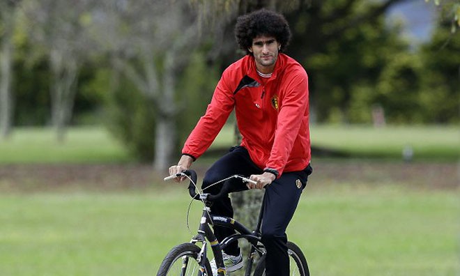 Fellaini thề cắt phăng mái tóc xù nếu Bỉ vô địch Fellaini sẵn sàng xuống tóc nếu Bỉ vô địch