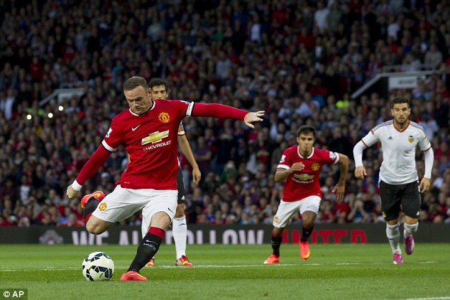 NÓNG: Van Gaal chính thức trao băng thủ quân cho Rooney Rooney chính thức trở thành thủ quân của M.U.