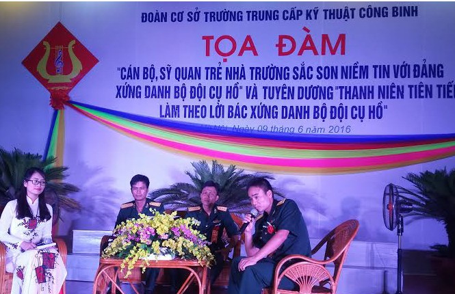 Tuyên dương thanh niên làm theo lời Bác Tuyên dương thanh niên làm theo lời Bác