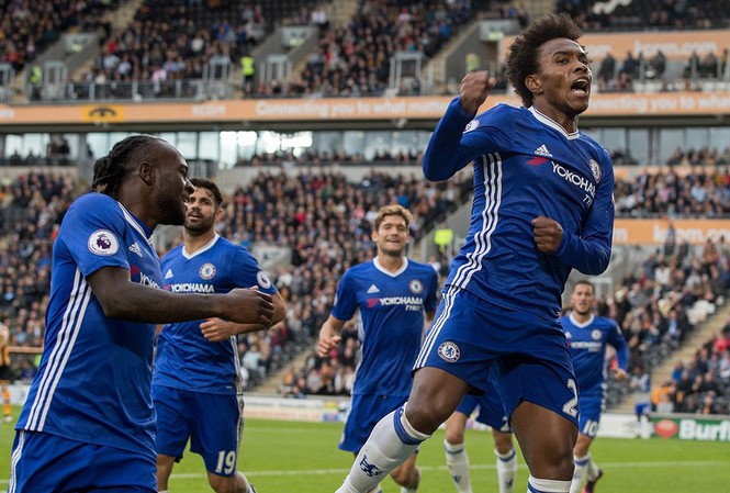 Willian ghi siêu phẩm, Chelsea lấy lại thể diện Willian và các đồng đội ở Chelsea ăn mừng bàn thắng mở tỷ số.