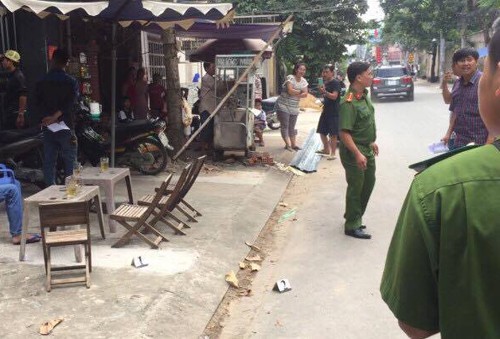 Sự thật kinh ngạc về giám đốc nổ súng ở Sài Gòn Cảnh sát khám nghiệm hiện trường vụ nổ súng. Ảnh: Q.T