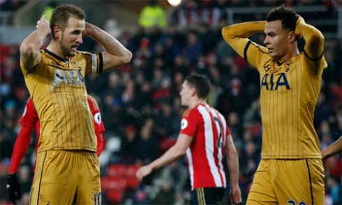 Tottenham vượt Arsenal lên nhì bảng Tottenham vượt Arsenal lên nhì bảng