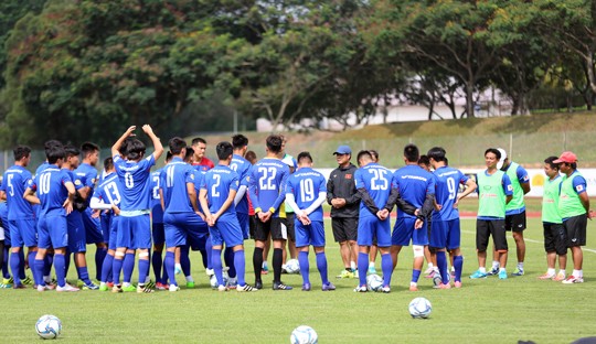 U22 Việt Nam: Hữu Thắng 'mài' kiếm sắc U22 Việt Nam: Hữu Thắng 'mài' kiếm sắc