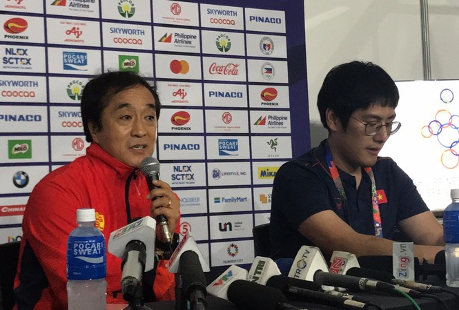 'Phó tướng' của thầy Park tiết lộ bí quyết thắng chung kết SEA Games 'Phó tướng' của thầy Park tiết lộ bí quyết thắng chung kết SEA Games