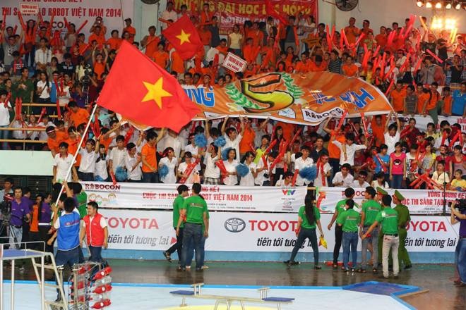 LH-NVN sẽ đại diện Việt Nam tranh tài Robocon Quốc tế LH-NVN sẽ đại diện Việt Nam tranh tài Robocon Quốc tế