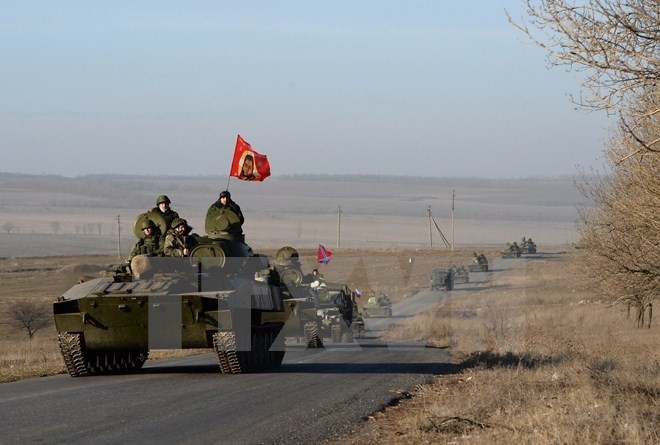 Bản tin 14H: Quân ly khai Ukraine xuất hiện người Đức tham chiến Lực lượng ly khai miền đông tại khu vực giới tuyến gần thành phố Starobeshevo, vùng Donetsk ngày 25/2. (Nguồn: AFP/TTXVN)