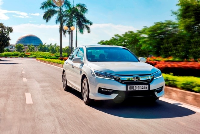 Honda Odyssey và Accord trưng bày tại TPHCM Honda Odyssey và Accord trưng bày tại TPHCM