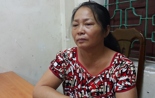 Thuê côn đồ đánh bồ nhí của chồng sảy thai Tạ Thị Tuyết tại cơ quan điều tra. Ảnh: Hải Bình.