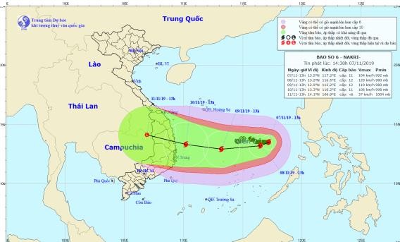 Bão số 6 có khả năng mạnh thêm, nhằm hướng Quảng Ngãi-Khánh Hòa Vị trí và đường đi của bão số 6. Ảnh: TTDBKTTVQG