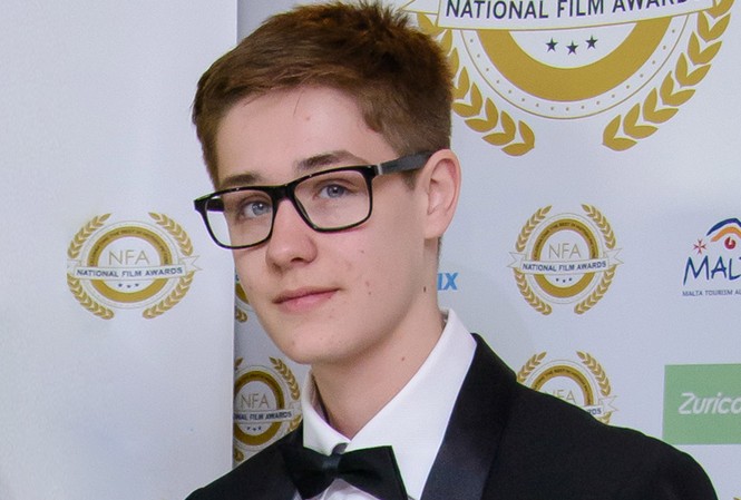 Nam diễn viên Anh – con trai tài tử Nicholas Lyndhurst qua đời ở tuổi 19 Archie Lyndhurst qua đời ở tuổi 19.