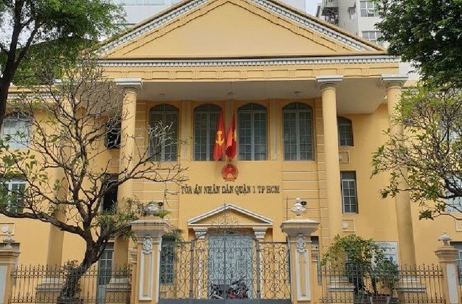 Bản tin 8H: TAND quận 1 dừng tiếp xúc với đương sự vì có thẩm phán là F2 Bản tin 8H: TAND quận 1 dừng tiếp xúc với đương sự vì có thẩm phán là F2