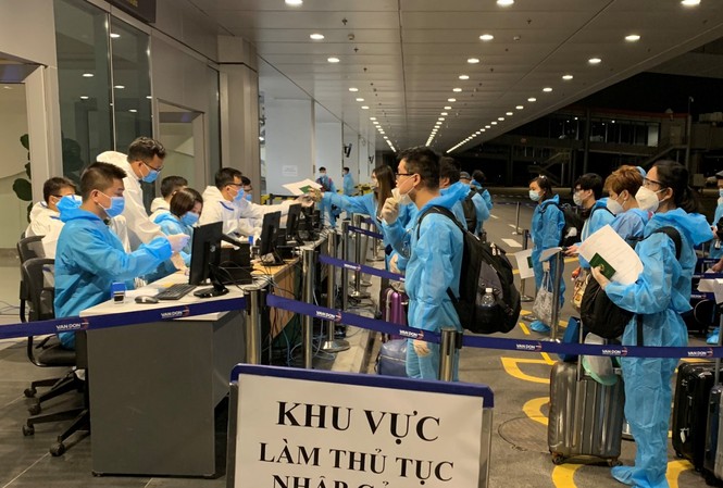 Tăng người tử vong vì COVID-19, các nước tiêm vắc-xin vẫn có nguy cơ bùng phát dịch Tăng người tử vong vì COVID-19, các nước tiêm vắc-xin vẫn có nguy cơ bùng phát dịch