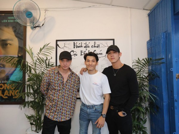 S.T Sơn Thạch, Song Luân, Masew đến chúc mừng Liên Bỉnh Phát lên chức ông chủ S.T Sơn Thạch, Song Luân, Masew đến chúc mừng Liên Bỉnh Phát lên chức ông chủ
