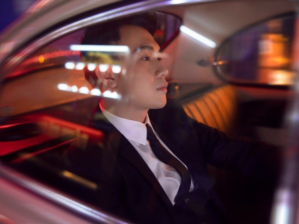 Dương Triệu Vũ hủy lịch trình lưu diễn trong tháng 3 do ảnh hưởng của Covid-19 Dương Triệu Vũ hủy lịch trình lưu diễn trong tháng 3 do ảnh hưởng của Covid-19
