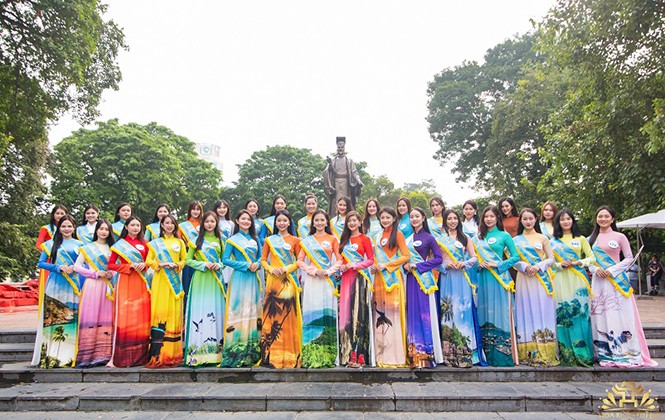 39 thí sinh Hoa khôi Thủ đô 2019 dâng hương tại Tượng đài Lý Thái Tổ 39 thí sinh Hoa khôi Thủ đô 2019 dâng hương tại Tượng đài Lý Thái Tổ