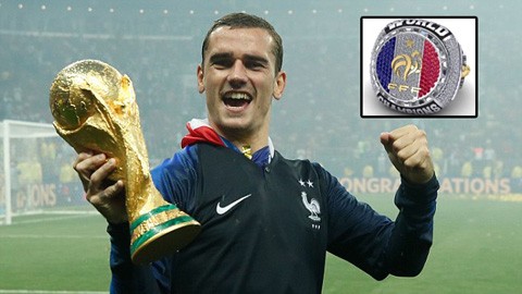 Tiền đạo tuyển Pháp khoe nhẫn kim cương mừng vô địch World Cup