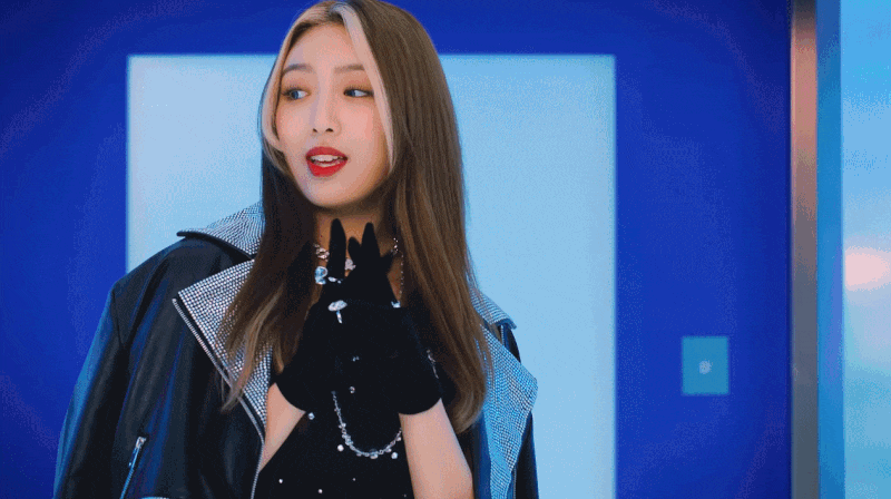 7 thành viên 'hụt' của IZ*ONE nhưng lại 'tỏa sáng' như 'vũ bão' trong năm 2021