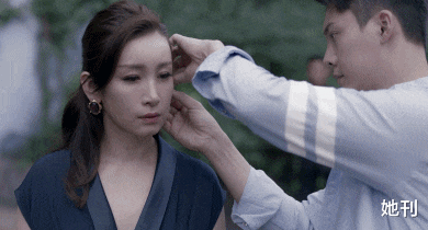 'Chị đại vạn người mê' Tần Hải Lộ và tình sử 10 năm khắc cốt với 3 người đàn ông 'vàng'