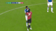 Sao M.U bóp cổ cầu thủ Everton