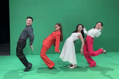 Cười ngặt trước hậu trường 'lầy lội' của dàn MC đình đám VTV ảnh 2