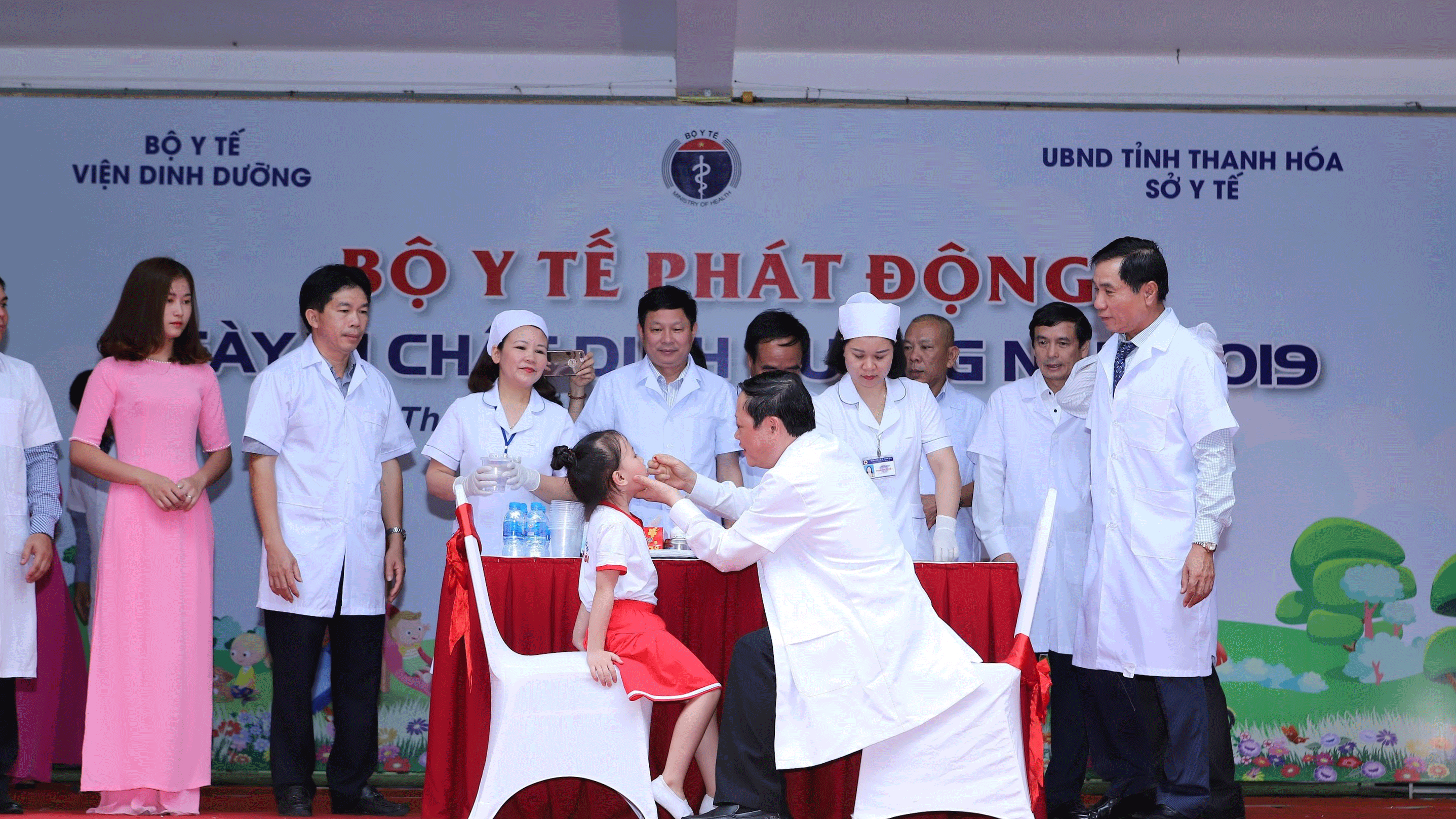 Bổ sung 21 vi chất vào sữa học đường là khoa học - ảnh 2