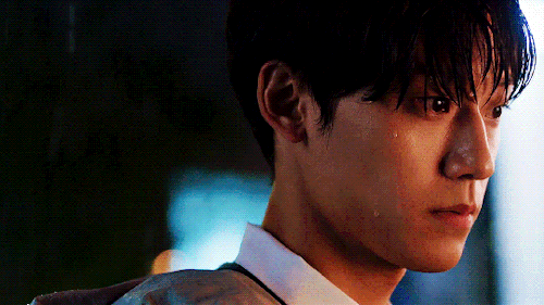 Lee Do Hyun là “Hoàng tử mưa” của “18 Again”, cứ quay cảnh mưa là đẹp rụng rời! - ảnh 6