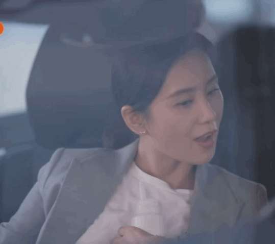 Những người đẹp diễn giả trân của phim Hoa ngữ: Ai trợn mắt thần chưởng, ai rơi lệ vô hồn? - ảnh 39