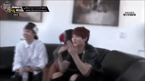 Jungkook (BTS) là thánh nhát gái - ảnh 3