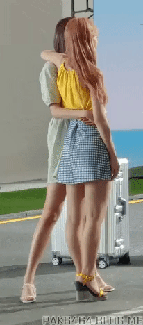 Vì chiều cao vạn người mê mà Jang Won Young (IZ*ONE) phải chấp nhận dáng đứng kém duyên - ảnh 4