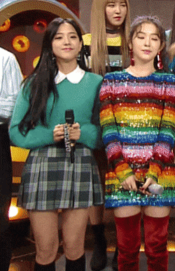 Đại chiến visual của Irene và Jisoo: Netizen không biết chọn ngọt ngào hay sang chảnh - ảnh 3