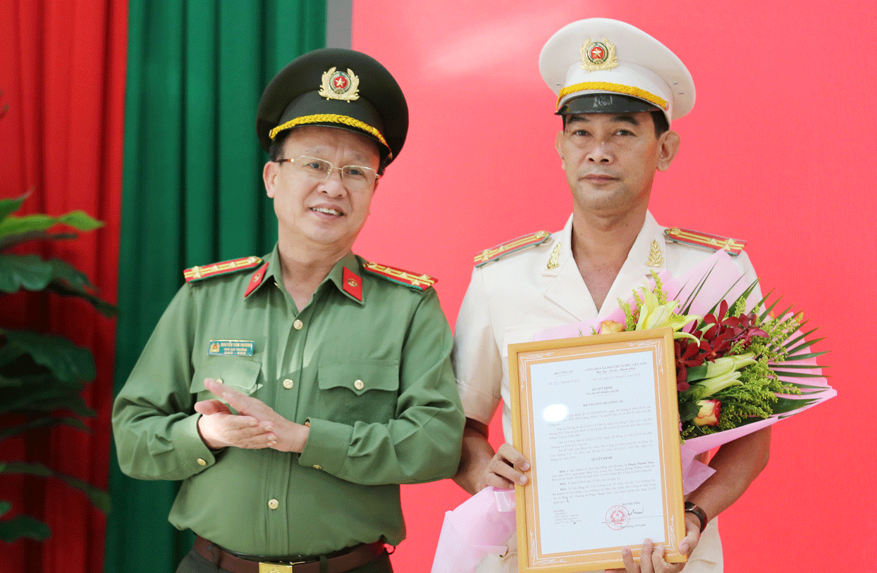 Bản tin 8H: Nhân sự mới của Bộ Công an Thượng tá Tâm nhận nhiệm vụ Phó giám đốc Công an tỉnh. Ảnh: CA
