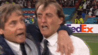 HLV Mancini bật khóc: &apos;Anh thiếu may mắn nhưng Italia đã chơi áp đảo&apos;