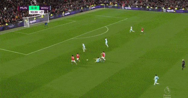 Ghi bàn vào phút cuối, MU chiếm vị trí thứ 4 của West Ham