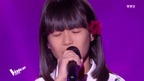 Bé gái 8 tuổi gốc Việt hát ‘Bonjour Vietnam’ trên ‘The Voice Kids’ Pháp gây sốt